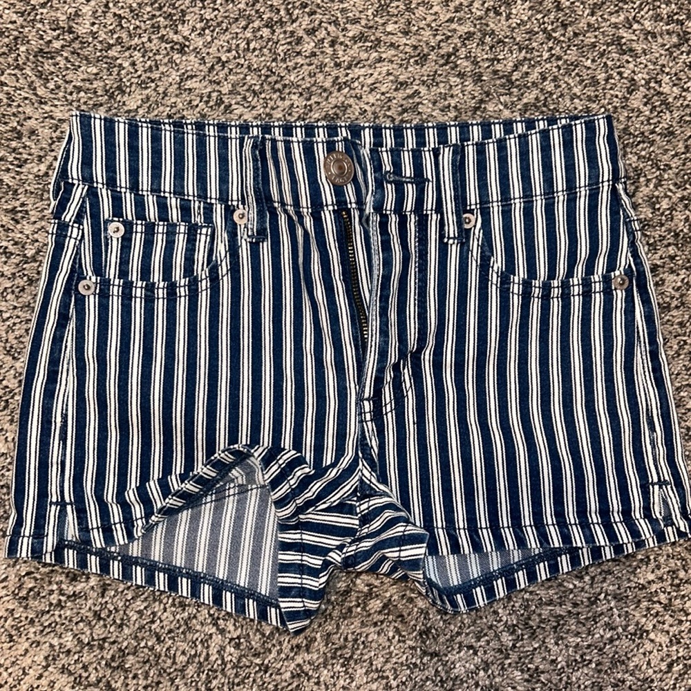 american eagle denim high rise shortie shorts